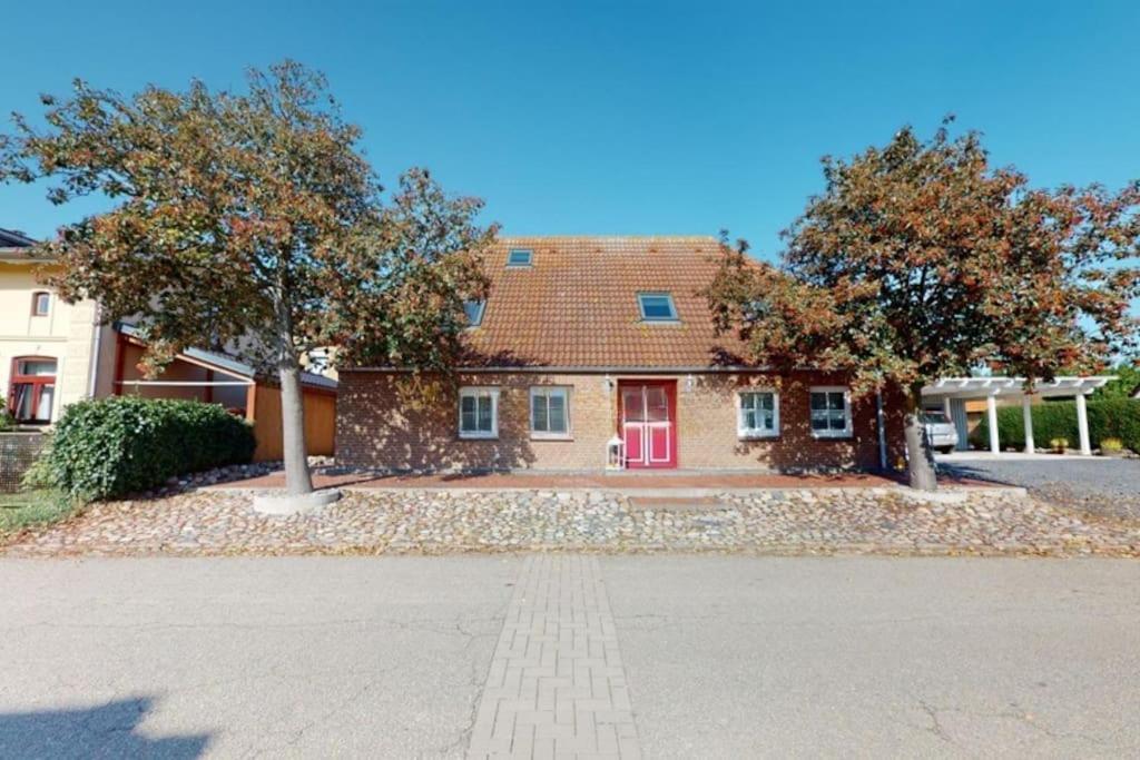 Idyllisches Grosses Ferienhaus Fehmarn Kültér fotó